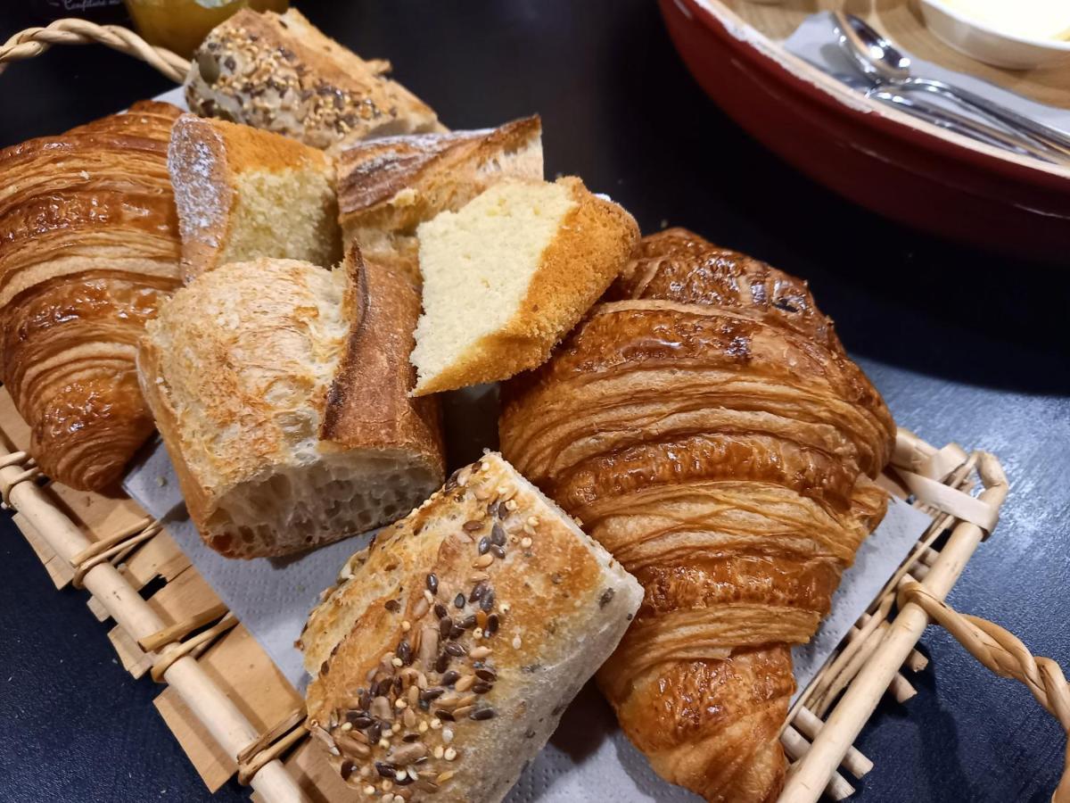 Chambres D'Hotes Le Gentil Home Arras-en-Lavedan Kültér fotó